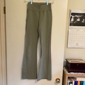 Om Girl Sage Green Boot Cut Yoga Pants Size Small